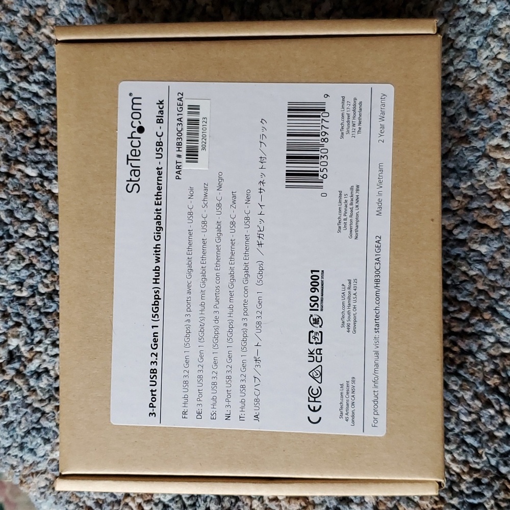 Startech 3 port USB 3.2 gen 1 (5gbps) hub w gigabit ethernet usb-c silver black